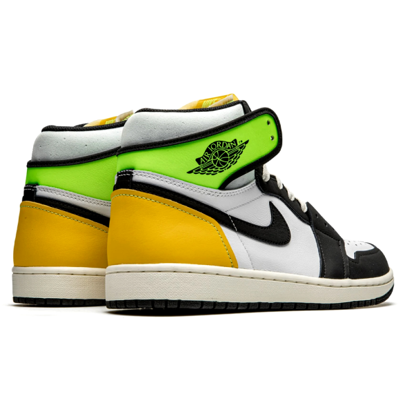 AIR JORDAN 1 RETRO HIGH OG  'VOLT GOLD'