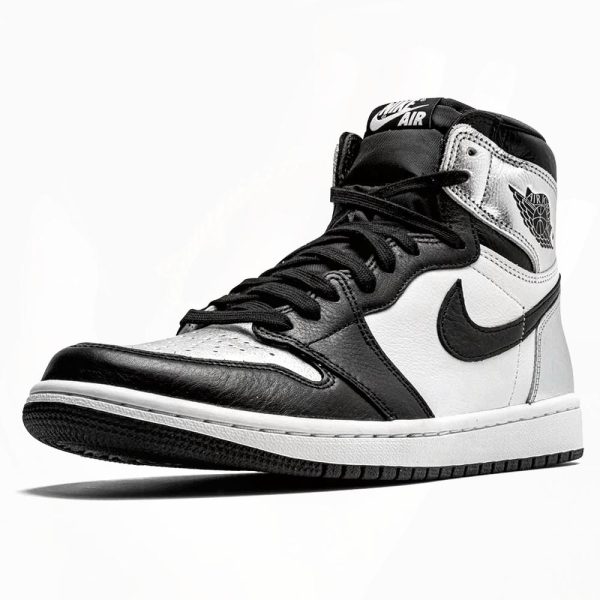 Air Jordan 1 High OG 'Silver Toe'