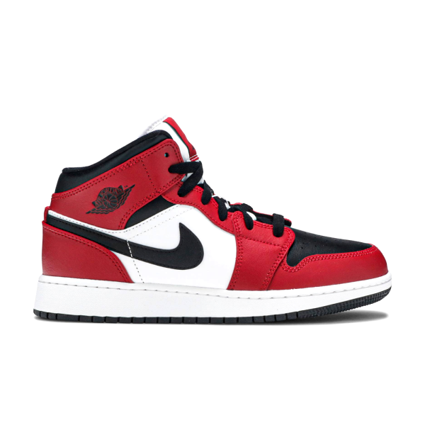 JORDAN 1 MID ‘CHICAGO BLACK TOE’