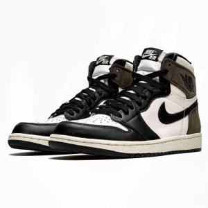 Jordan 1 Retro High Dark Mocha