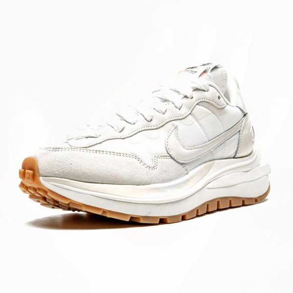 SACAI X NIKE VAPORWAFFLE 'SAIL GUM'