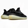 YEEZY BOOST 350V2 CARBON